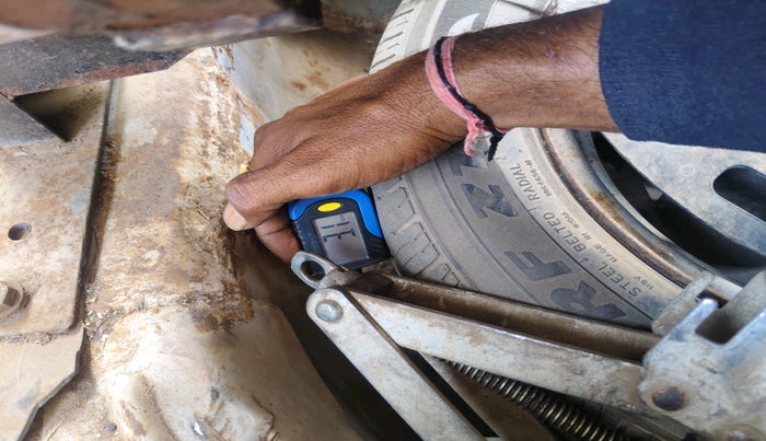 2011 Hyundai i10 ERA 1.1, CNG, Manual, 87,868 km, tyre