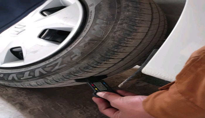 2023 Maruti New Wagon-R VXI CNG 1.0, CNG, Manual, 13,022 km, tyre