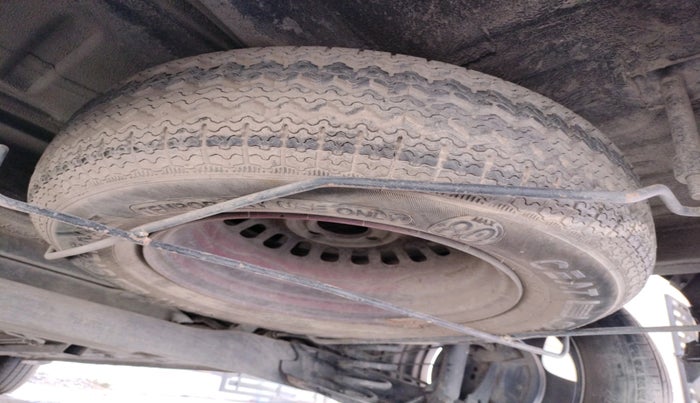 2020 Renault TRIBER RXZ, Petrol, Manual, 56,208 km, tyre