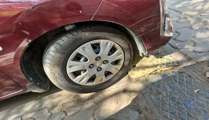 2017 Honda Amaze 1.2L I-VTEC S, Petrol, Manual, 68,247 km, tyre