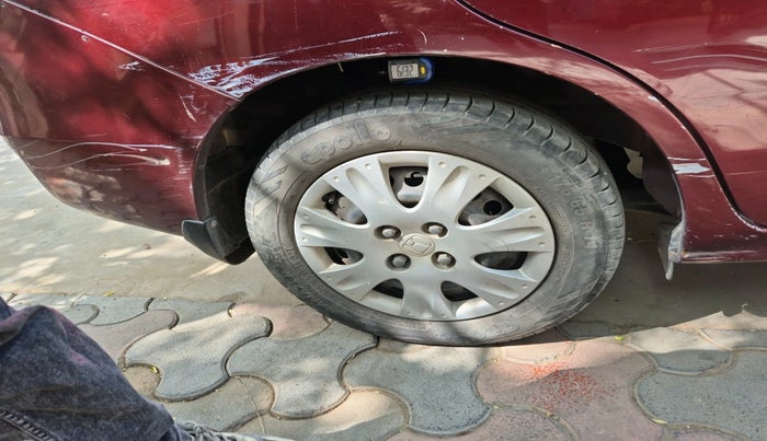 2017 Honda Amaze 1.2L I-VTEC S, Petrol, Manual, 68,247 km, tyre