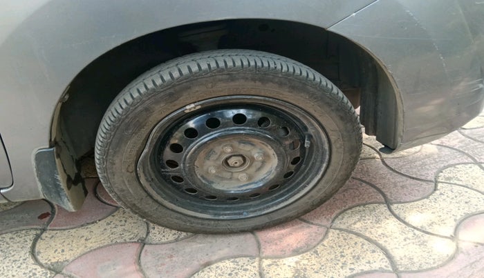 2011 Maruti Wagon R 1.0 VXI, Petrol, Manual, 55,436 km, tyre