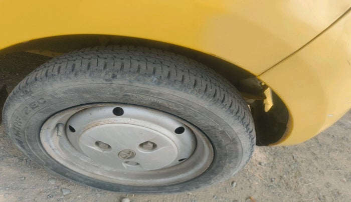 2011 Tata Nano LX, Petrol, Manual, 57,600 km, tyre