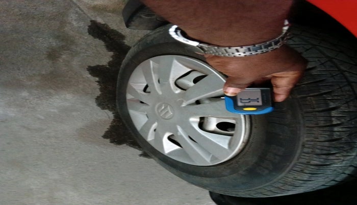 2017 Maruti Swift LXI (O), Petrol, Manual, 46,849 km, tyre