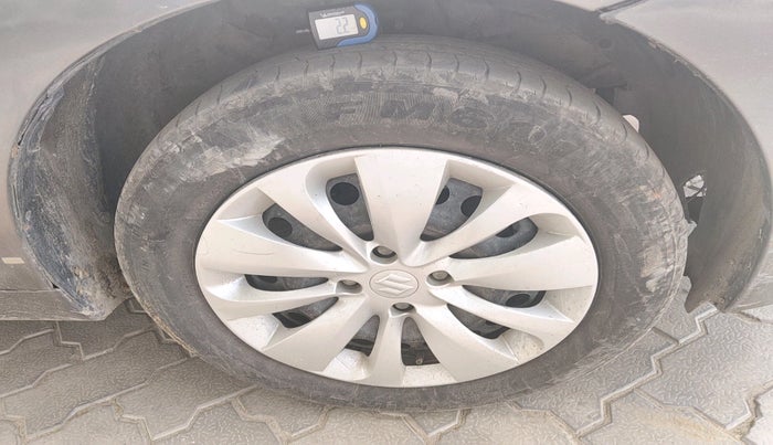 2017 Maruti Baleno DELTA PETROL 1.2, Petrol, Manual, 90,272 km, tyre