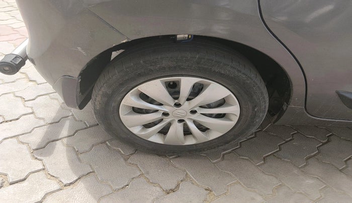 2017 Maruti Baleno DELTA PETROL 1.2, Petrol, Manual, 90,272 km, tyre