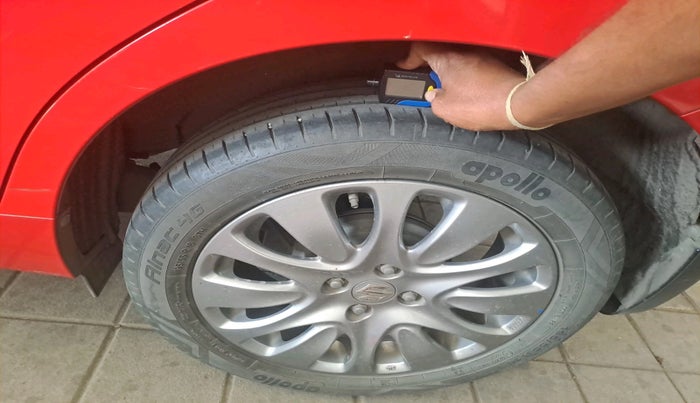 2017 Maruti Baleno ALPHA CVT PETROL 1.2, Petrol, Automatic, 34,615 km, tyre