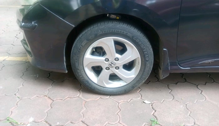 2016 Honda City 1.5L I-VTEC VX CVT, Petrol, Automatic, 59,646 km, tyre