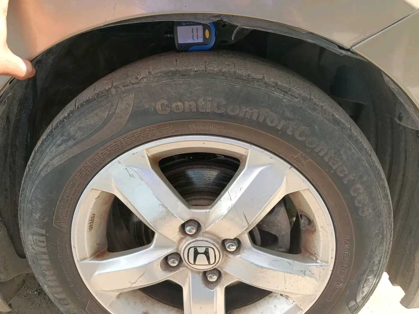 2011 Honda City 1.5L I-VTEC V MT, Petrol, Manual, 1,70,877 km, tyre