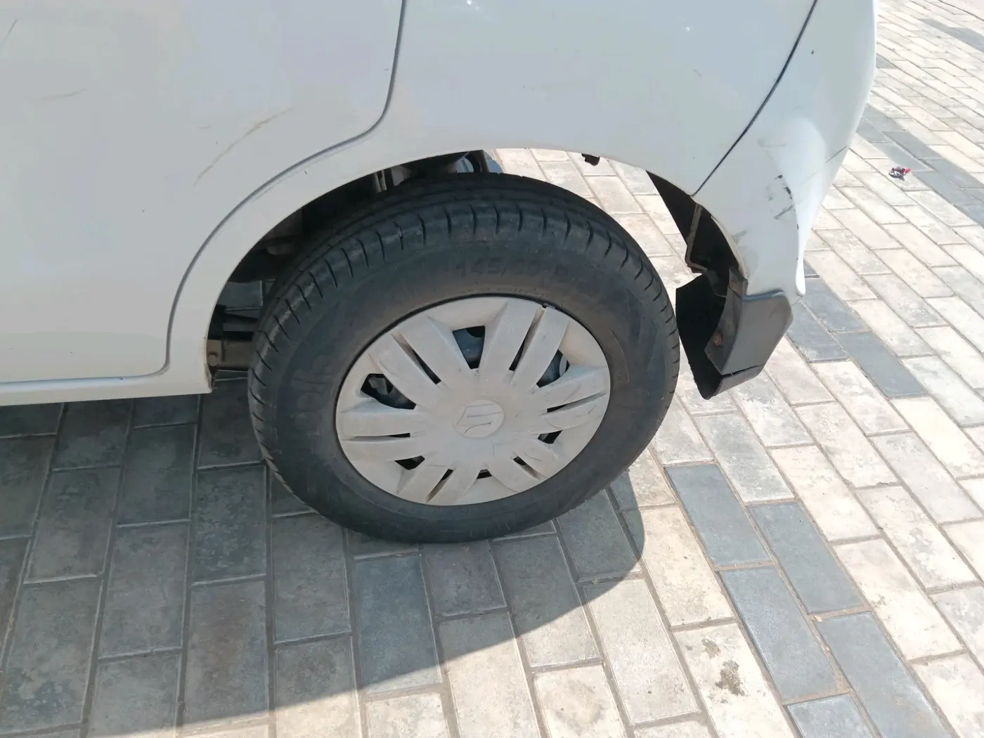 2020 Maruti Alto LXI O, Petrol, Manual, 1,56,612 km, tyre