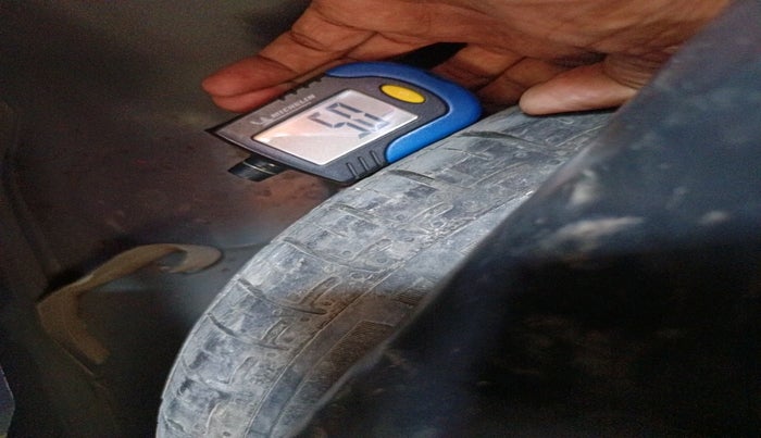 2021 Hyundai GRAND I10 NIOS SPORTZ 1.2 KAPPA VTVT CNG, CNG, Manual, 26,887 km, tyre