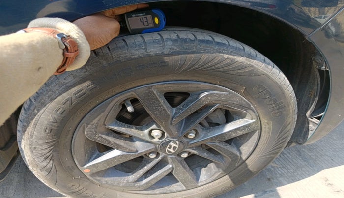 2021 Hyundai GRAND I10 NIOS SPORTZ 1.2 KAPPA VTVT CNG, CNG, Manual, 26,887 km, tyre