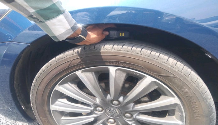 2021 Maruti Ciaz ALPHA  AT 1.5 SHVS PETROL, Petrol, Automatic, 53,944 km, tyre