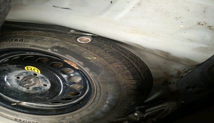 2021 Toyota Glanza G, Petrol, Manual, 99,312 km, tyre