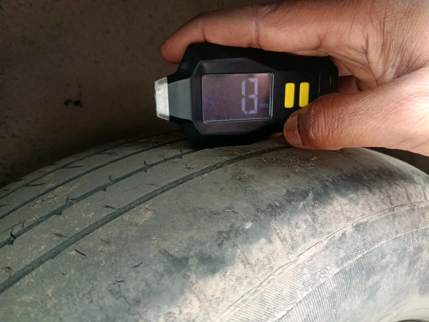2015 Maruti Ertiga VXI CNG, CNG, Manual, 1,92,847 km, tyre