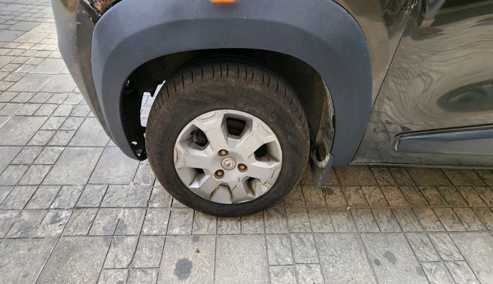 2018 Renault Kwid CLIMBER 1.0 AMT, Petrol, Automatic, 42,177 km, tyre