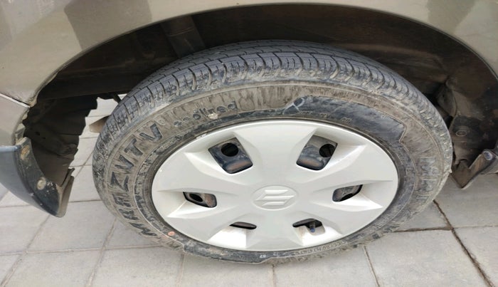 2022 Maruti New Wagon-R VXI 1.0, Petrol, Manual, 827 km, tyre