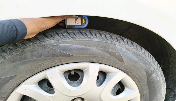 2009 Hyundai i20 MAGNA 1.2, CNG, Manual, 1,32,214 km, tyre