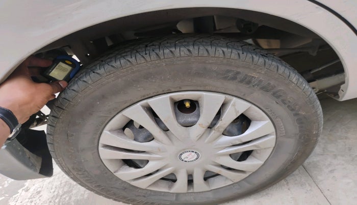 2014 Maruti Alto 800 LXI, Petrol, Manual, 44,722 km, tyre