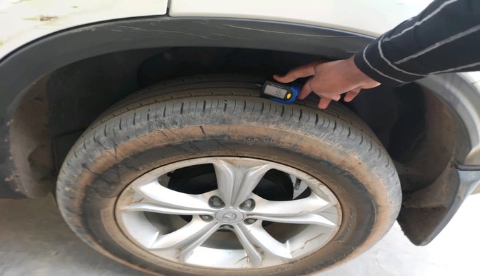 2022 Tata Harrier XT 2.0L KRYOTEC, Diesel, Manual, 52,140 km, tyre