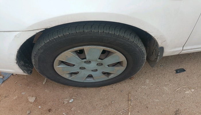 2008 Hyundai Verna VGT CRDI SX ABS, Diesel, Manual, 1,57,782 km, tyre