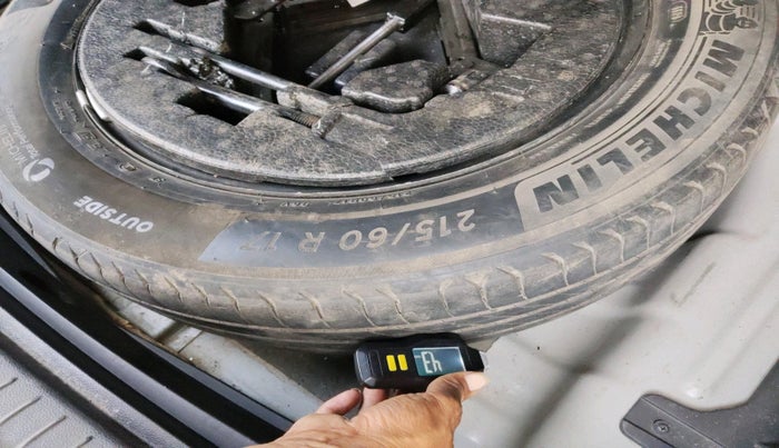 2017 Hyundai Creta SX PLUS AT 1.6 DIESEL, Diesel, Automatic, 1,80,579 km, tyre