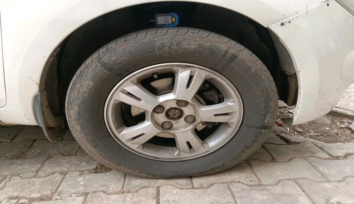 2010 Hyundai i20 ASTA 1.4 CRDI, Diesel, Manual, 1,53,165 km, tyre