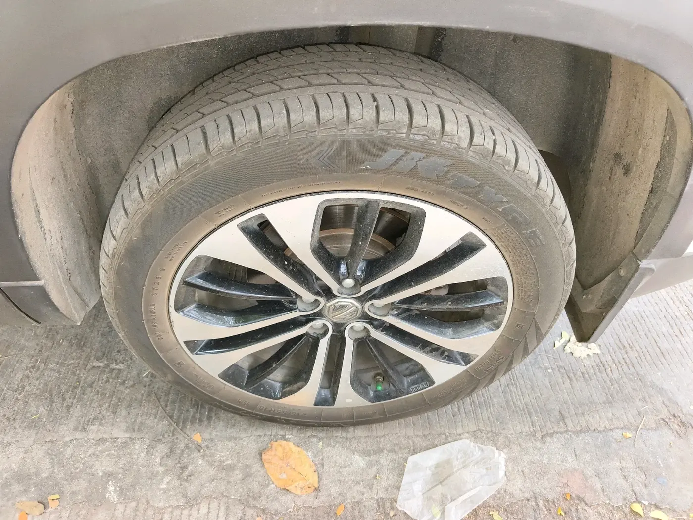 2021 MG HECTOR SHARP 1.5 PETROL CVT, Petrol, Automatic, 56,069 km, tyre
