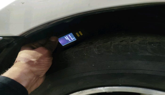 2011 Honda Civic 1.8L I-VTEC S MT, Petrol, Manual, 80,030 km, tyre