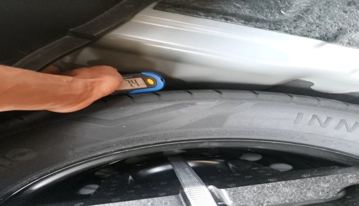 2022 Volkswagen TAIGUN COMFORTLINE 1.0 TSI MT, Petrol, Manual, 26,608 km, tyre