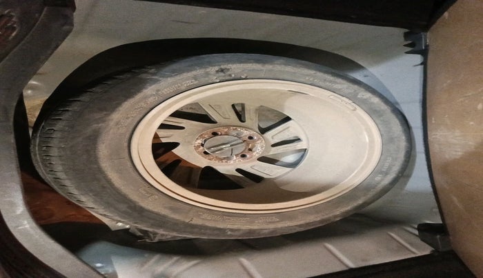 2018 Honda Jazz 1.2L I-VTEC V, Petrol, Manual, 51,333 km, tyre