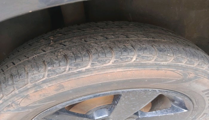 2016 Skoda Rapid 1.5 TDI CR STYLE PLUS AT, Diesel, Automatic, 1,34,303 km, tyre