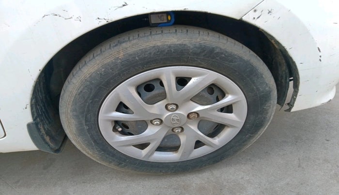 2019 Hyundai Grand i10 SPORTZ 1.2 KAPPA VTVT, CNG, Manual, 1,42,160 km, tyre