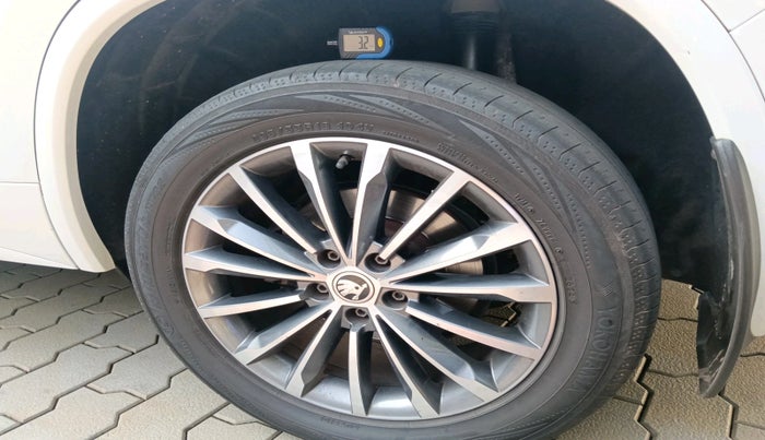 2022 Skoda Kodiaq L&K, Petrol, Automatic, 64,603 km, tyre