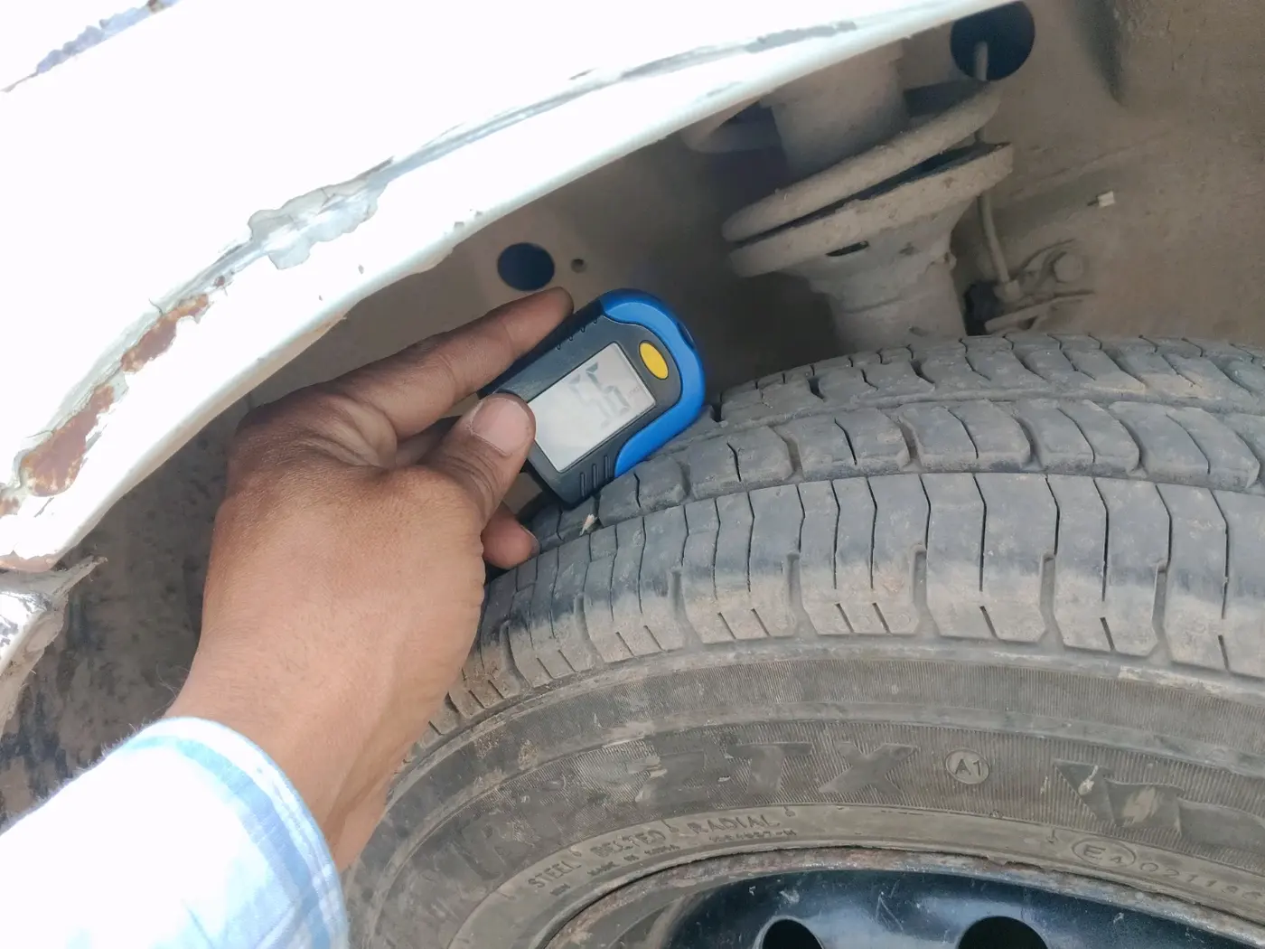 2017 Maruti Wagon R 1.0 LXI CNG, CNG, Manual, 79,882 km, tyre