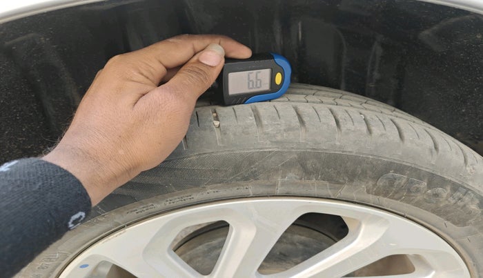 2024 Maruti Baleno ZETA PETROL 1.2, Petrol, Manual, 15,089 km, tyre