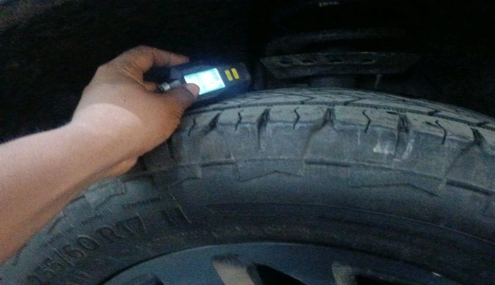 2022 Tata Harrier XTA 2.0L KRYOTEC PLUS, Diesel, Automatic, 96,234 km, tyre