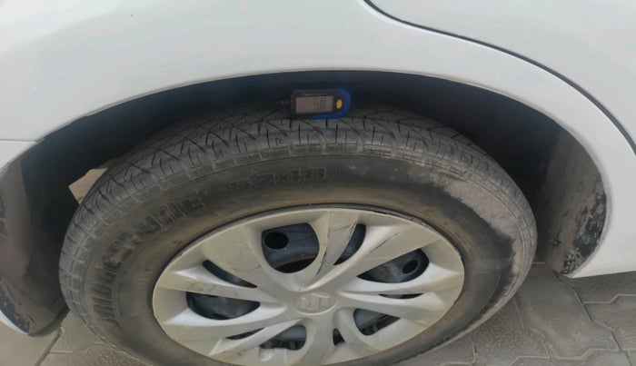 2020 Maruti Dzire VXI, Petrol, Manual, 1,08,108 km, tyre