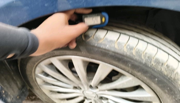 2017 Maruti Ciaz ALPHA 1.4 PETROL, Petrol, Manual, 34,086 km, tyre