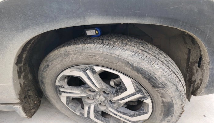 2023 Maruti BREZZA LXI SMART HYBRID, Petrol, Manual, 29,300 km, tyre