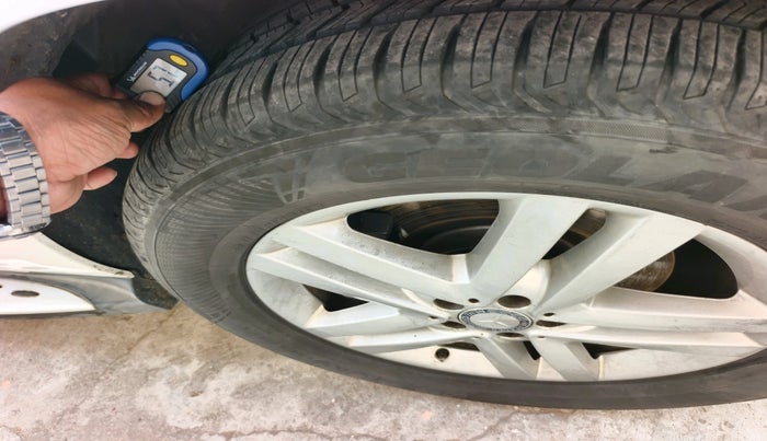 2016 Mercedes Benz GL Class 350 CDI 4Matic, Diesel, Automatic, 1,20,000 km, tyre