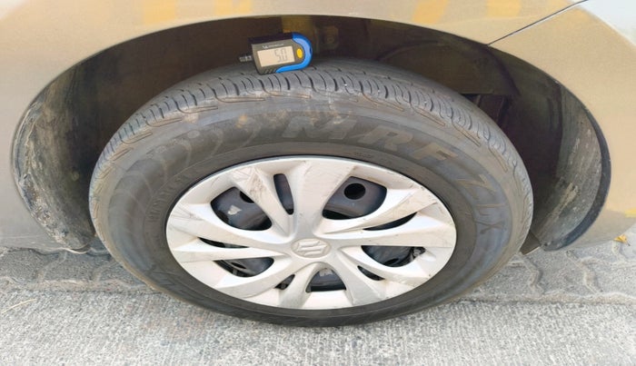 2018 Maruti Swift VDI, Diesel, Manual, 76,800 km, tyre