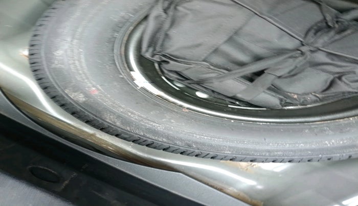 2022 Tata ALTROZ XZ PETROL, Petrol, Manual, 23,596 km, tyre