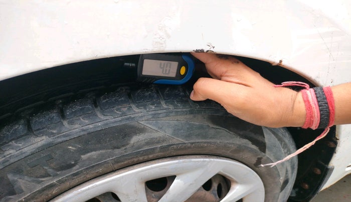 2017 Hyundai Grand i10 SPORTZ (O) 1.2 U2 CRDI, Diesel, Manual, 82,115 km, tyre