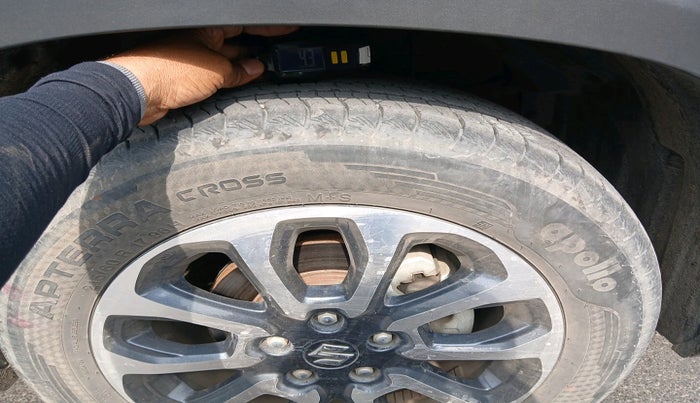 2023 Maruti Grand Vitara ALPHA SMART HYBRID, Petrol, Manual, 63,782 km, tyre