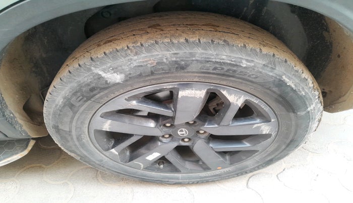 2021 Tata Safari XZ PLUS, Diesel, Manual, 49,302 km, tyre