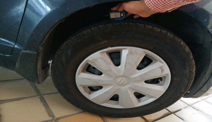 2010 Maruti Swift Dzire VXI, Petrol, Manual, 72,707 km, tyre