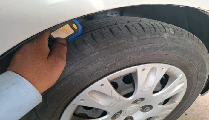 2017 Honda Amaze 1.2L I-VTEC S, Petrol, Manual, 54,090 km, tyre