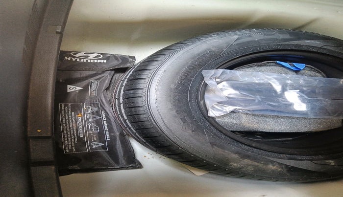 2019 Hyundai Verna 1.6 VTVT SX (O) AT, Petrol, Automatic, 68,344 km, tyre