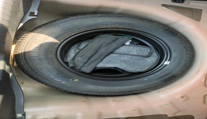 2019 Hyundai Elite i20 MAGNA PLUS 1.2, Petrol, Manual, 51,102 km, tyre